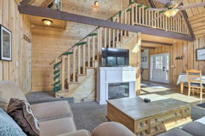 Pet-Friendly Duck Creek Village Cabin with Fire Pit!